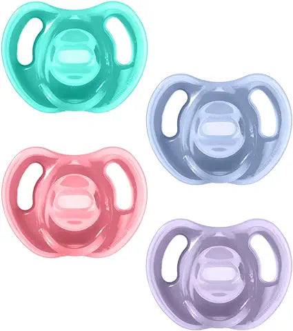 Tommee Tippee Ultra-light Silicone Pacifier, Symmetrical One-Piece Design, BPA-Free Silicone Binkies, 6-18 months, Pack of 4 Pacifiers